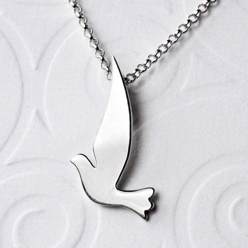 Dove Pendant Necklace main image 0