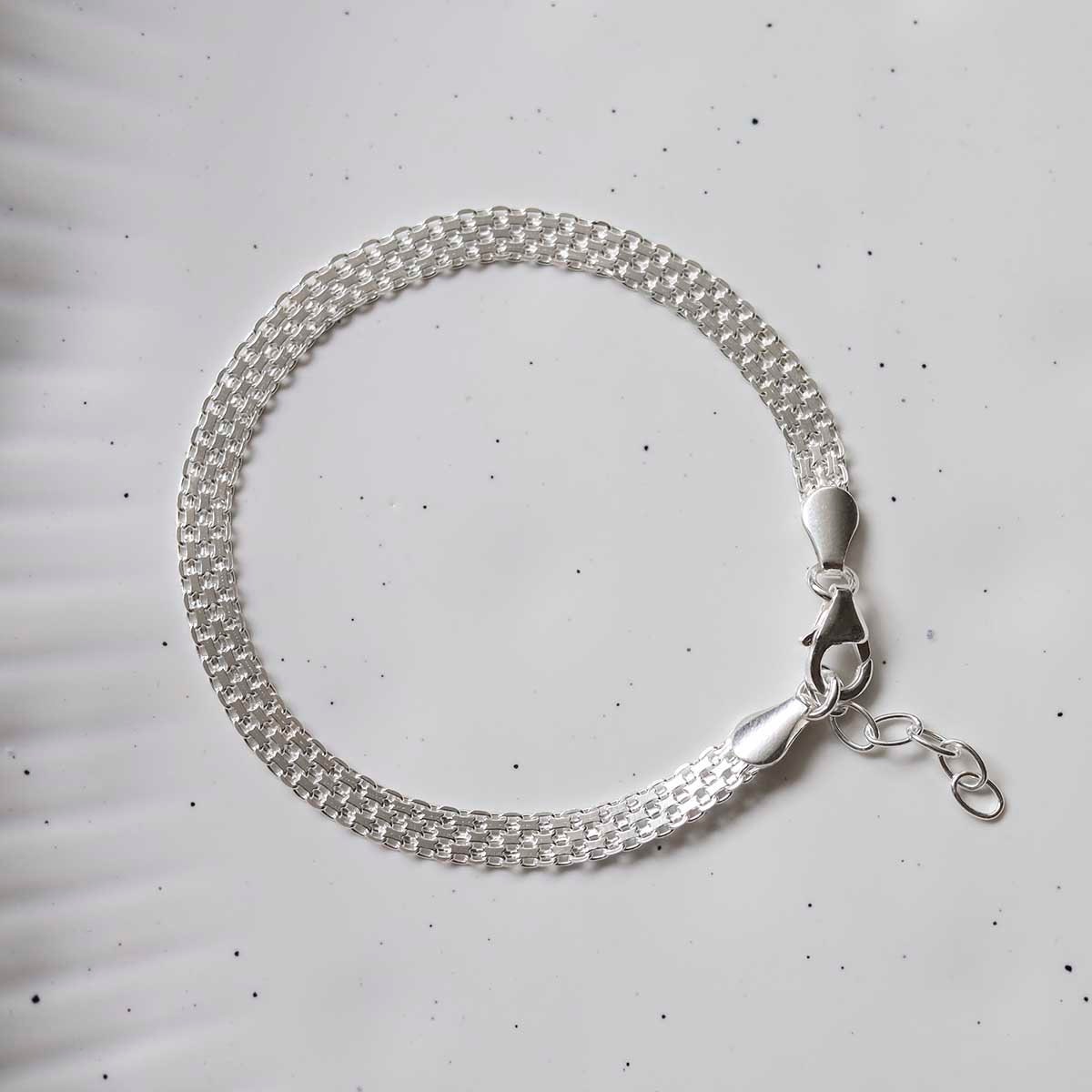 Slinky best sale type bracelet