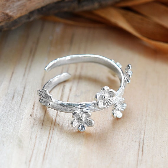 Sterling Silver Delicate Forget Me Not Ring Etsy