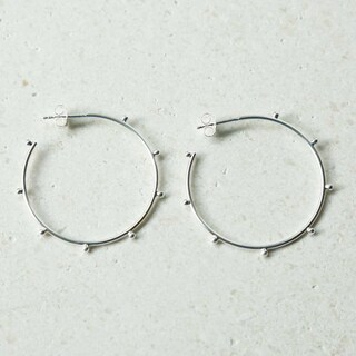 Orecchini A Cerchio Con Pompon In Argento 925, Rotondi, Misura 22 Mm