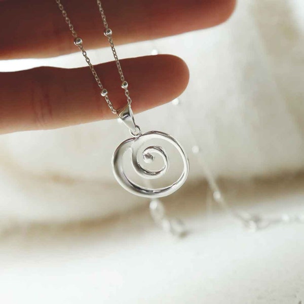 Collier spirale en argent sterling