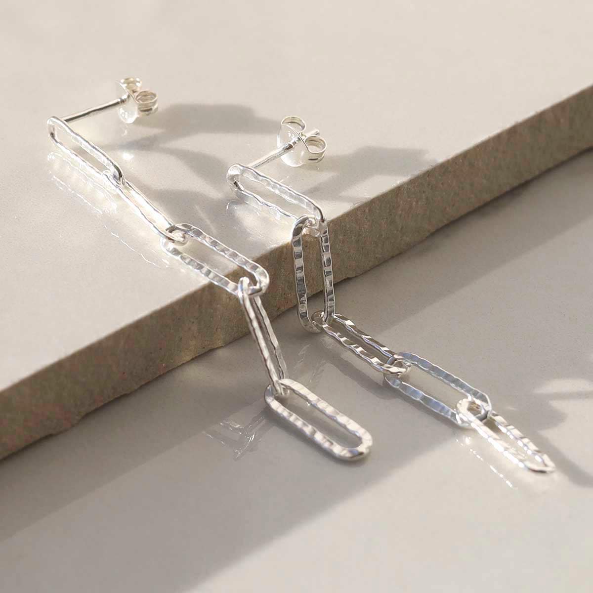 Orecchini Pendenti A Graffetta Con Cristalli – Placcati Oro 14K E Argento, Design A Catena Con Strass, Gioielli Eleganti Per Donna