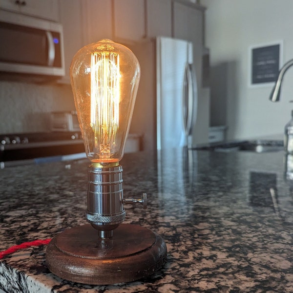 Vintage Style Edison Lamp Round w/Bulb