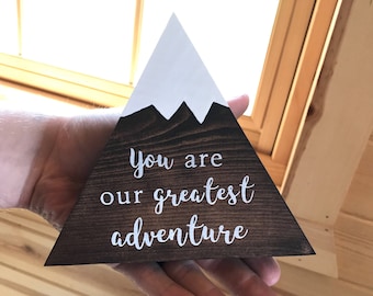 Plaque de montagne faite main : décoration de baby shower pour chambre d'enfant