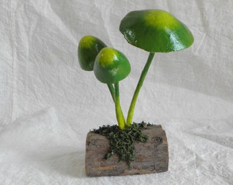 Fungi sculpture , Toadstool sculpture , mushrooms on mini log ,