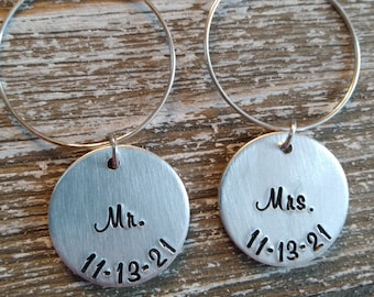 Personalized Wedding Wine Charms; Mr. and Mrs. Wine Glass Charms; Bride and Groom Wine Glass Charms; Custom Wine Charms; Set of 2