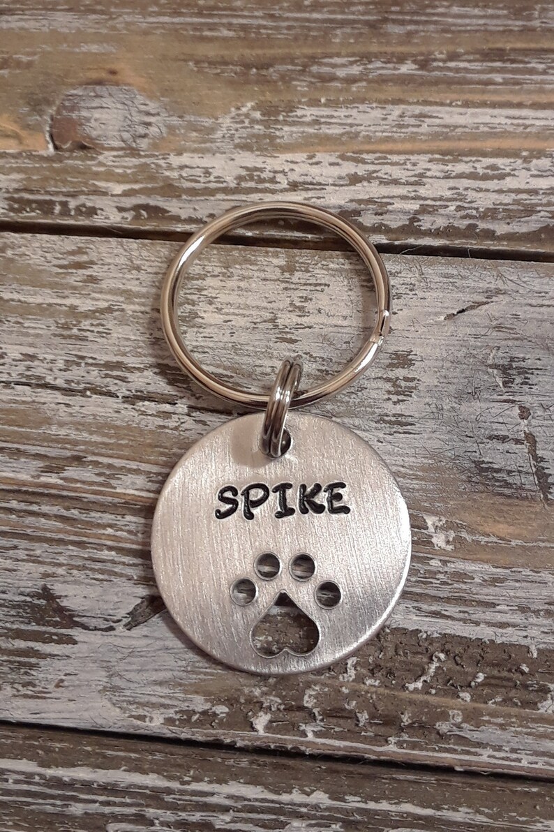 Personalized Pet Keychain Custom Cat Name Keychain Dog Name Etsy