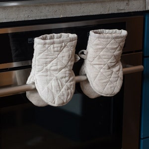 Linen Oven Mittens pair of 2 , Linen Mitts , Linen Kitchen Mitten , Natural Linen Oven Gloves , Cooking Mitts Natural