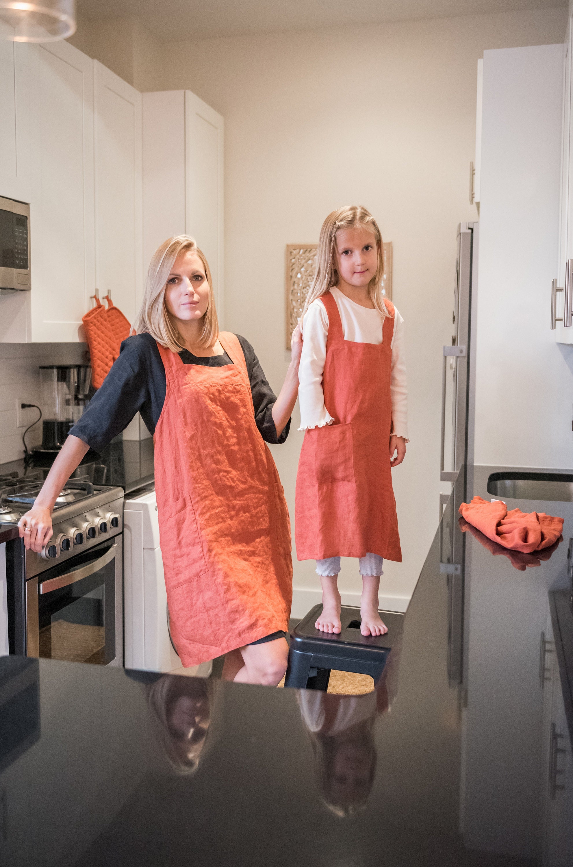 NEOVIVA Kitchen Linen Set for Kid Boys, Cute Kids Apron and Child Oven