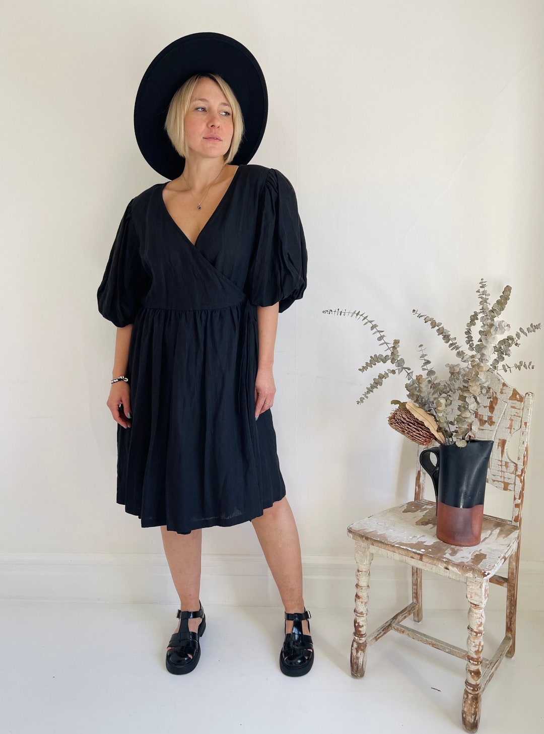 Linen Puffy Sleeve Dress in Green Pear