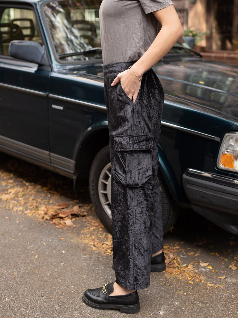 Velvet Cargo Pants black Techwear Hippie Wide Leg Pants Streetwear baggy pants image 7