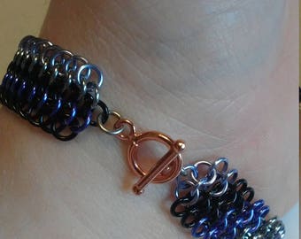 Hawkeye Inspired Chainmaille Bracelet