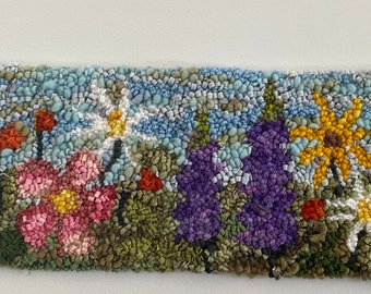 Tapis suspendu fleurs printanières à suspendre 28 x 20 cm