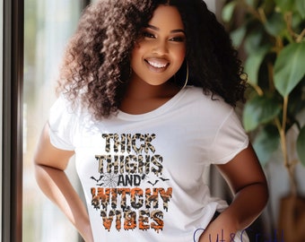 Dicke Oberschenkel und Witchy Vibes Tee|Halloween Tee|Tees für Frauen|Spooky Vibes