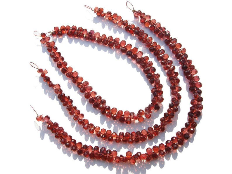 18 cm GA-1151 Semiprecious Gemstone Beads AAA Quality Mozambique Garnet Drops Faceted Beads 105 pieces 2.50x3.50 to 3x5 mm
