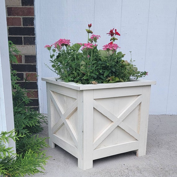 Rustic Farmhouse Style Planter Box - Etsy