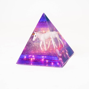Unicorn in Resin Pyramid Lamp with Remote Control