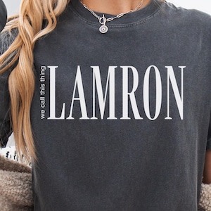 A esto lo llamamos camiseta Lamron Comfort Colors® / Camiseta para fans de ARMY K-Pop Normal Song