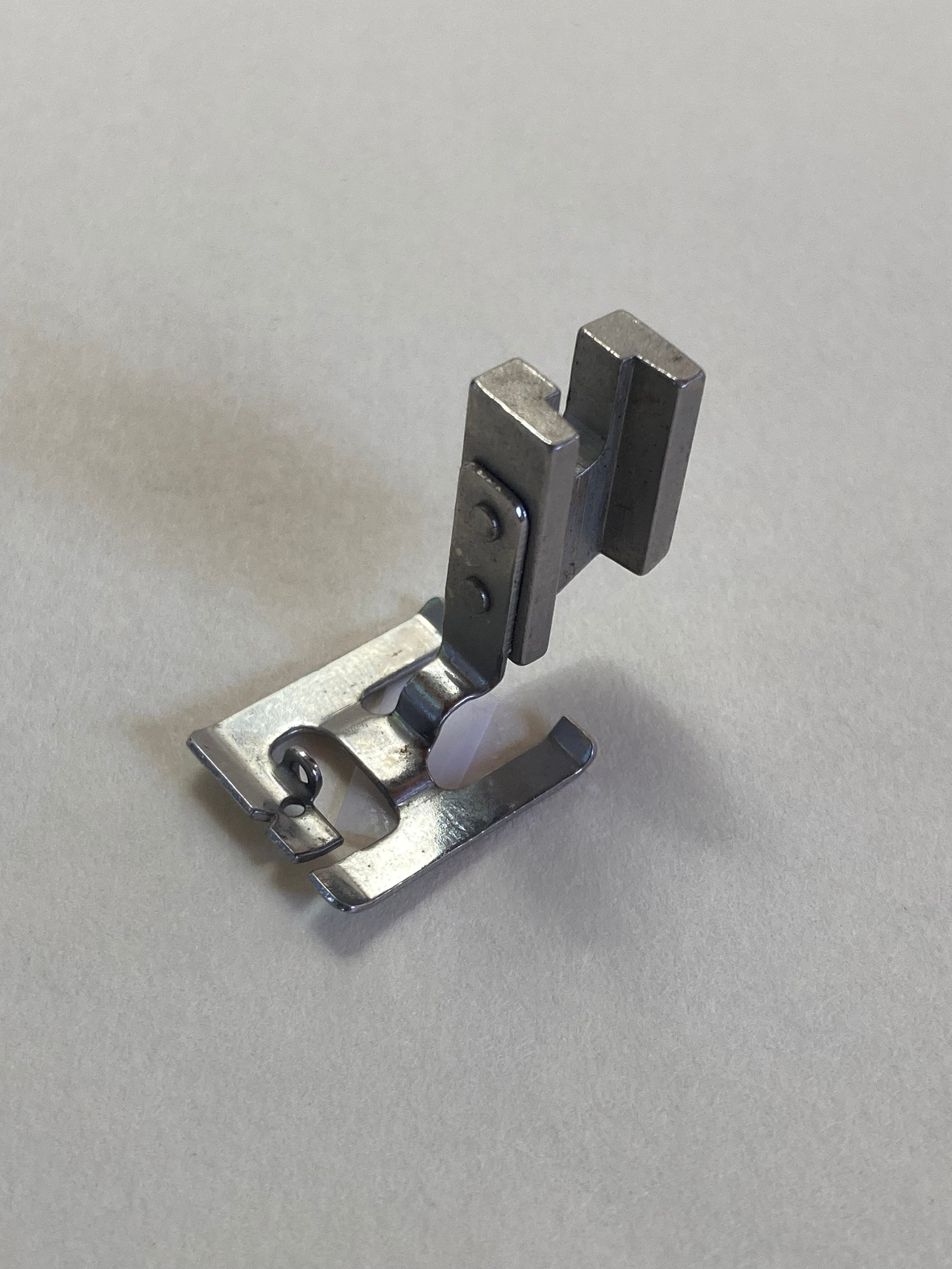 Singer Slant Needle Presser Foot 170071