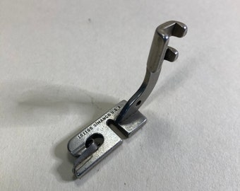 Vintage Singer Sewing Machines #161995 Slant Shank 5/64ths Hemmer Foot - Free Shipping