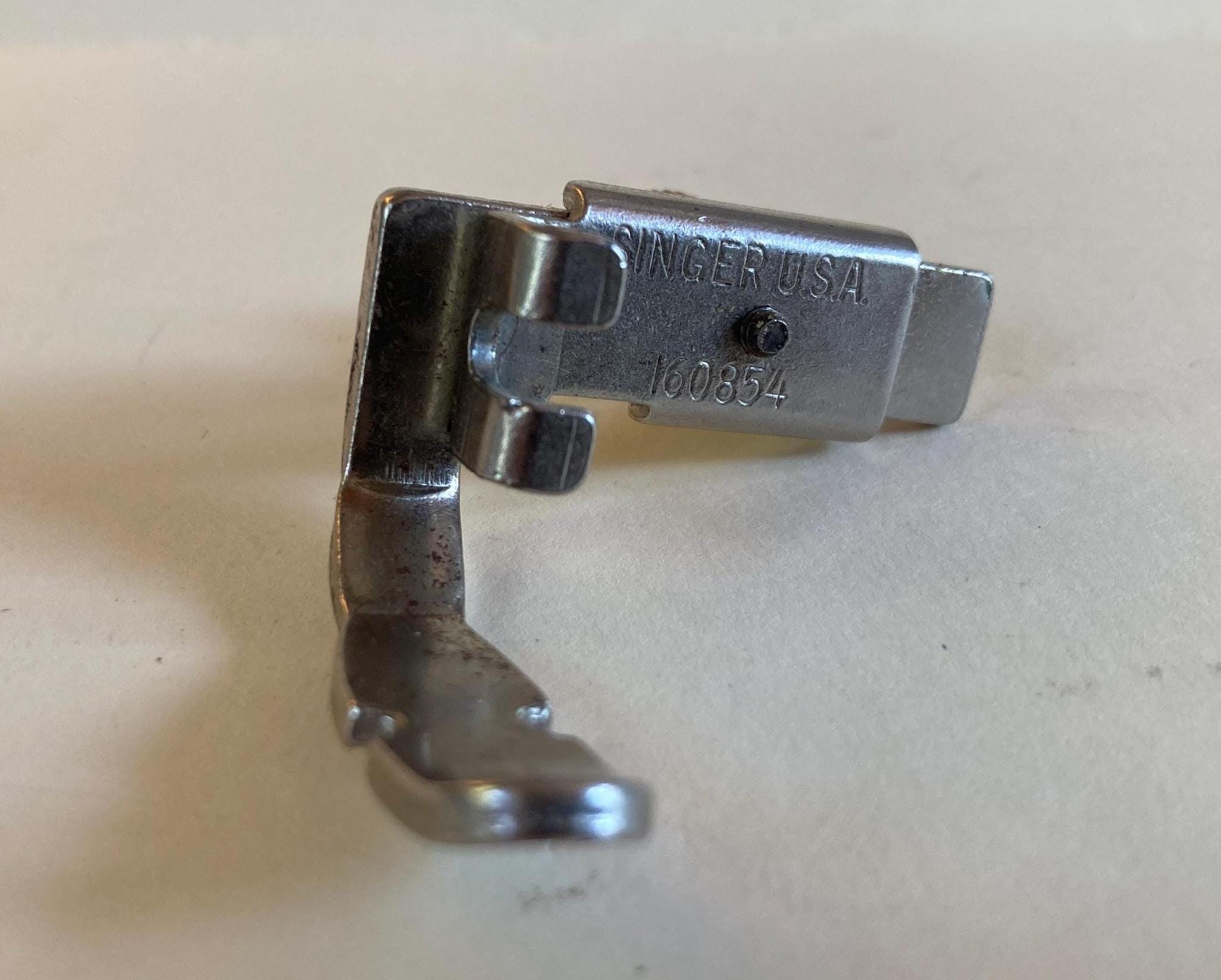 Vintage Singer Low Shank Adjustable Zipper Foot #160854 - Etsy