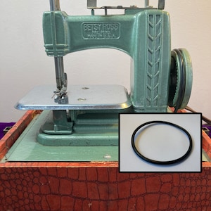 BELT for Vintage Toy Sewing Machines Electric Betsy Ross Children's Sewing Machine 9 1/2 Belt Free Shipping image 1