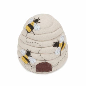 HobbyGift Pin Cushion Bee Hive - Appliqué Bee Design - Sewing Needles Storage - craft, sewing, quilting knitting, Embroidery & detailed work