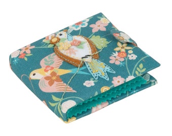 Passe-temps, cadeau, étui à aiguilles et ciseaux - appliqué volière d'oiseaux - couture mercerie - travaux manuels créatifs, couture, quilting, tricot, broderie - travail de détail