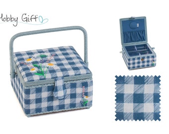 HobbyGift Sewing Box (M) Square Embroidered Lid: Wild Floral Plaid,Tray inside