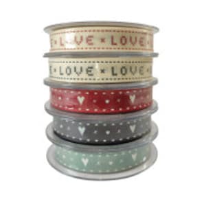 Berisfords 15 mm Hearts and Kisses Ribbon Sewing Craft Décor Cakes tape wishes