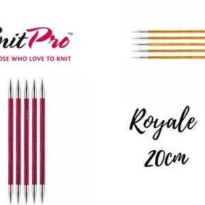 Peut inclure: Ensemble de cinq aiguilles à tricoter circulaires doubles Knit Pro Royale, de couleur rouge et argent, de 20 cm de long. Le logo Knit Pro et le texte "For those who love to knit" sont visibles.