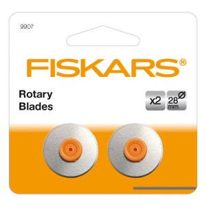 Fiskars Rotary Blade: Straight Cut 28mm Pack of 2 , F1003920