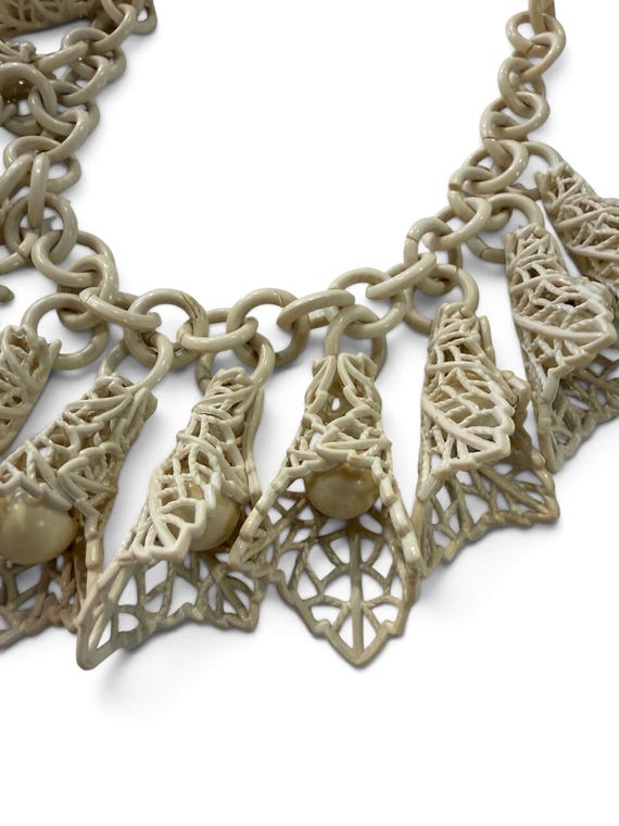 Celluloid Plastic Chain Flower Statement Necklace - image 3