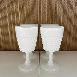 4 copas vintage de vidrio para leche con clavos, copas de vino con clavos Westmoreland de 6&quot;
