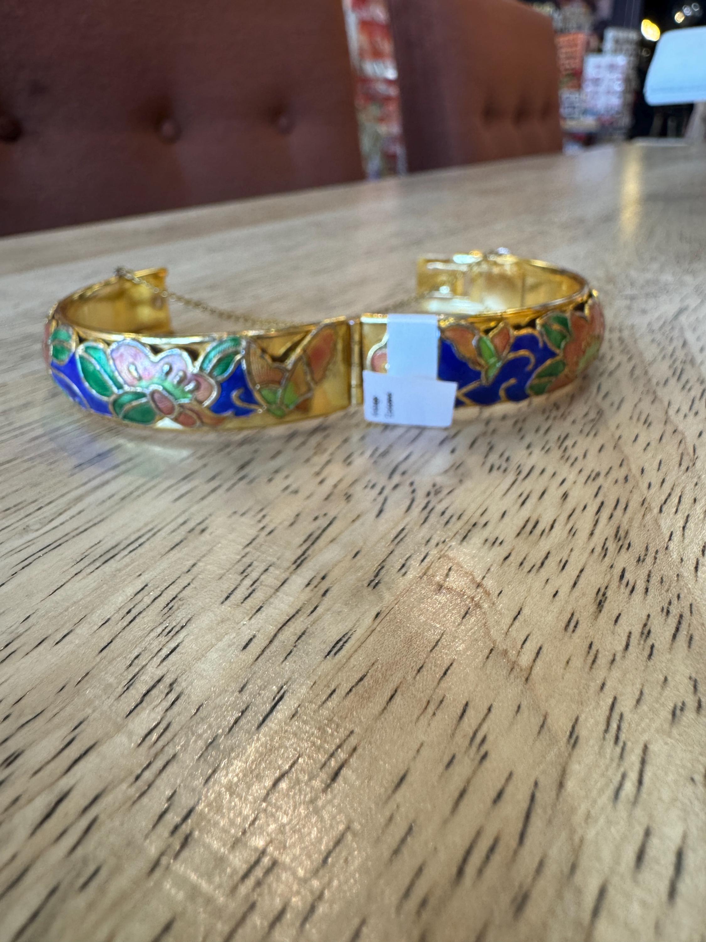 VTG 七宝焼きエナメルの花と蝶のヒンジ付きバングルブレスレット 