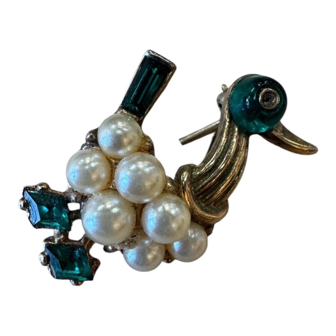 CROWN TRIFARI☆初期☆注ぎガラス☆ターコイズブルーフラワーブローチ CROWN TRIFARI☆初期☆注ぎガラス☆ターコイズブルーフラワーブローチ