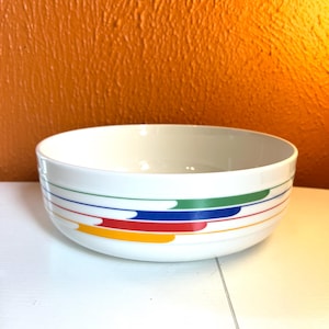 Vintage 1980&#39;s Post Modern Studio Nova &#39;Hi-Fi&#39; Serving Bowl 9”