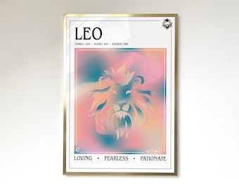 Może przedstawiać: Złoty plakat z gradientowym tłem w kolorze różowym, niebieskim i pomarańczowym. Plakat przedstawia stylizowaną ilustrację głowy lwa z napisem "LEO" w czarnym kolorze u góry. Pod napisem "LEO" znajduje się tekst "SYMBOL: LION, PLANET: SUN, ELEMENT: FIRE". Na dole plakatu znajduje się tekst "LOVING - FEARLESS - PASSIONATE".
