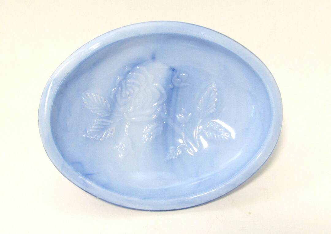 Vintage victoriana Blue Slag Soap Dish, Avon Blue Milk Glass Soap Dish
