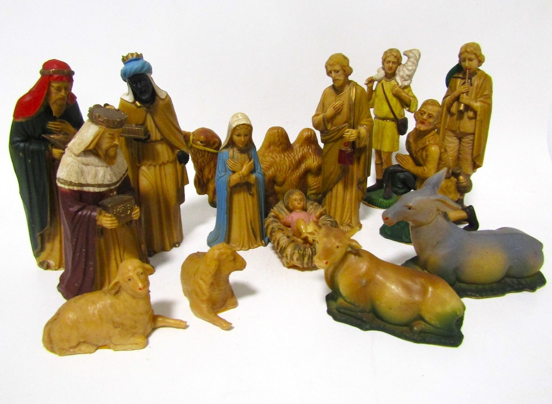 Vintage Fourteen Piece Nativity Set, Mid Century Plastic Nativity