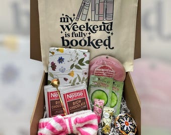 Deluxe Book Box: Cozy Reading & Self-Care Gift Set
