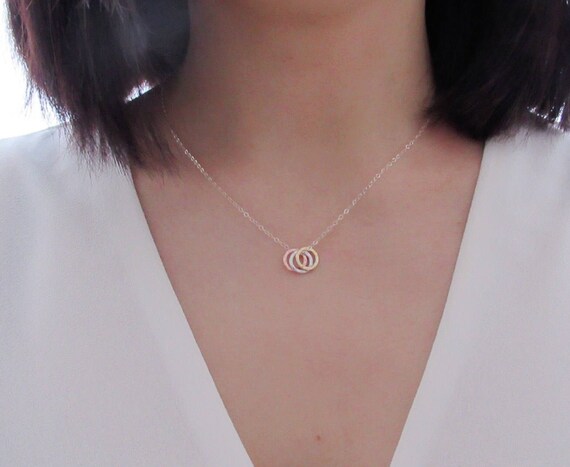 Hammered circle necklace, dainty necklace , best friends necklace