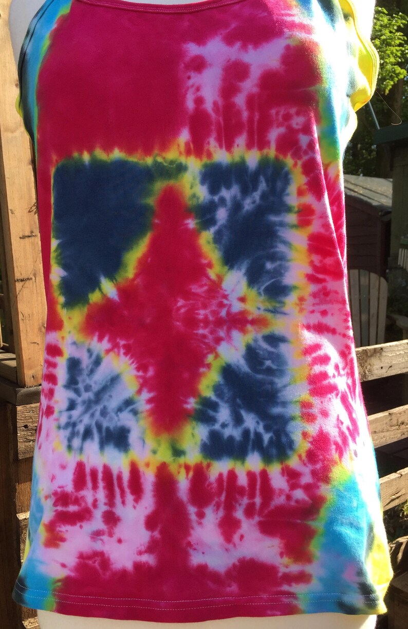 Bright geometric design tie dye vest size large