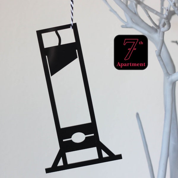 Guillotine Ornament, Halloween Ornament for Halloween Tree