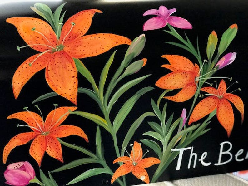 Painted Tiger Lily Mailbox, Orange Flowers Hand Painted Mailbox, Custom Mailbox, Creative and Unique Mailboxes, Decorative Art image 5