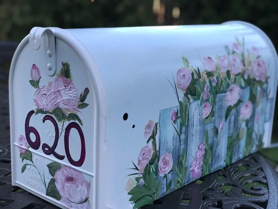 Hand Carved Mailboxes SHB 1004 NAT Hand Painted Hummingbird