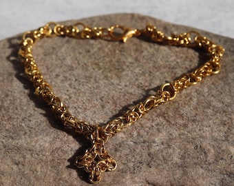 Chainmail Bracelet Byzantine Gold w/ Diamond Charm - Handmade Jewellery