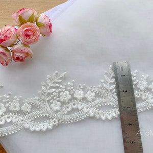 3 1/2 '' Heavy Beaded alencon lace trim, Ivory Wedding lace trim, Beaded Bridal Lace Trim, Veil Corded Lace Trim, Sell By Yard