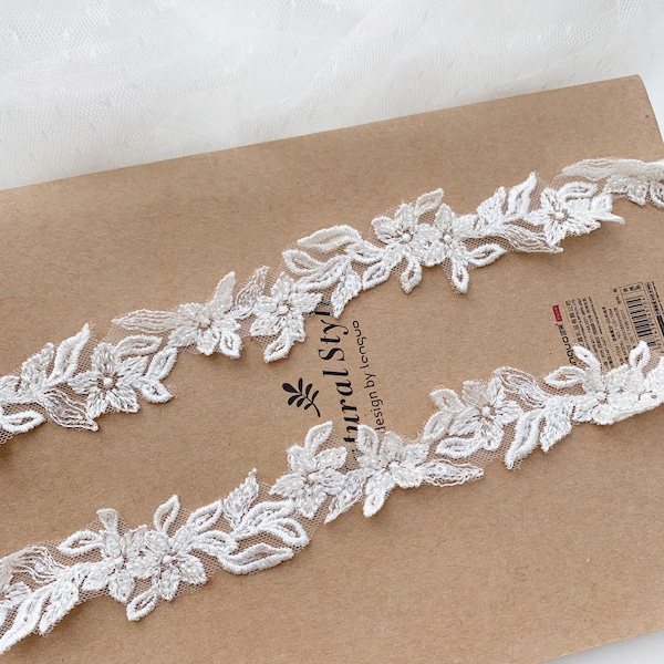 Fancy 3cm wide Floral Embroidery Sequined Beaded Light Ivory Bridal Hem Lace Trim, Small Narrow Beaded Wedding Veil Lace Trims, Sell by yard