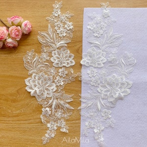 High Quality Light Ivory Bridal Lace appliqué, Lace Motif in mirror pairs